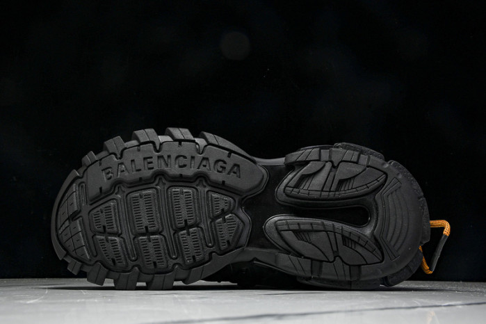 BL TRACK -COPSHOE BL -Track 01