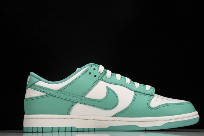 nike dunk low clear jade dv0833-101