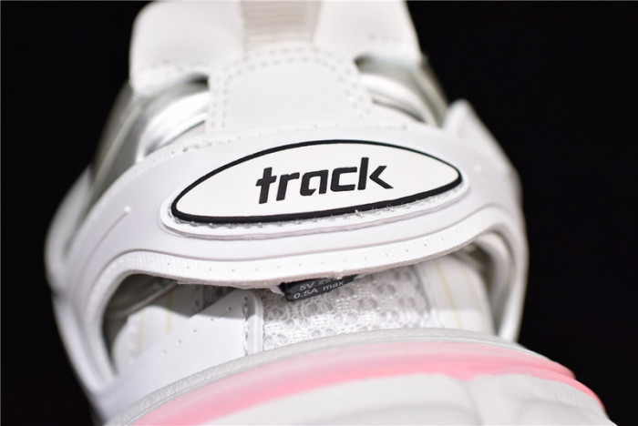 bl track runners white 542023 w1gb9 6509