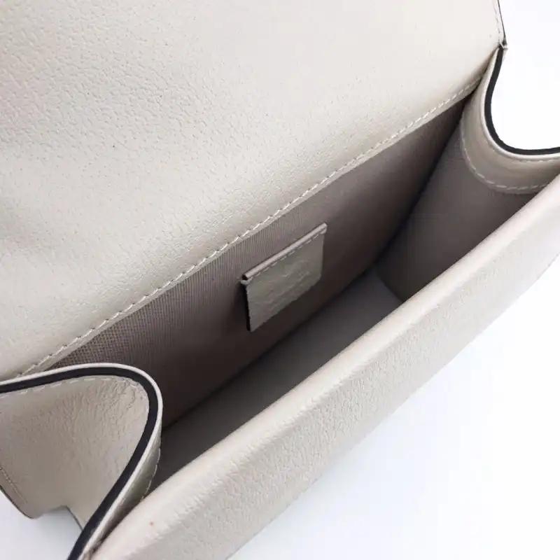 G*u*i bags 19b57g0041