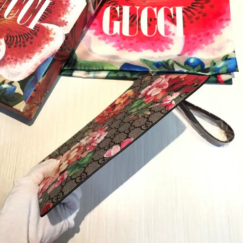 G*u*i bags 20guc0228
