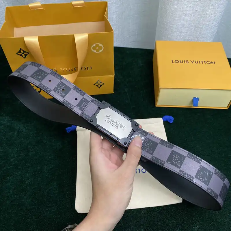 LV Belts 2201XA0210