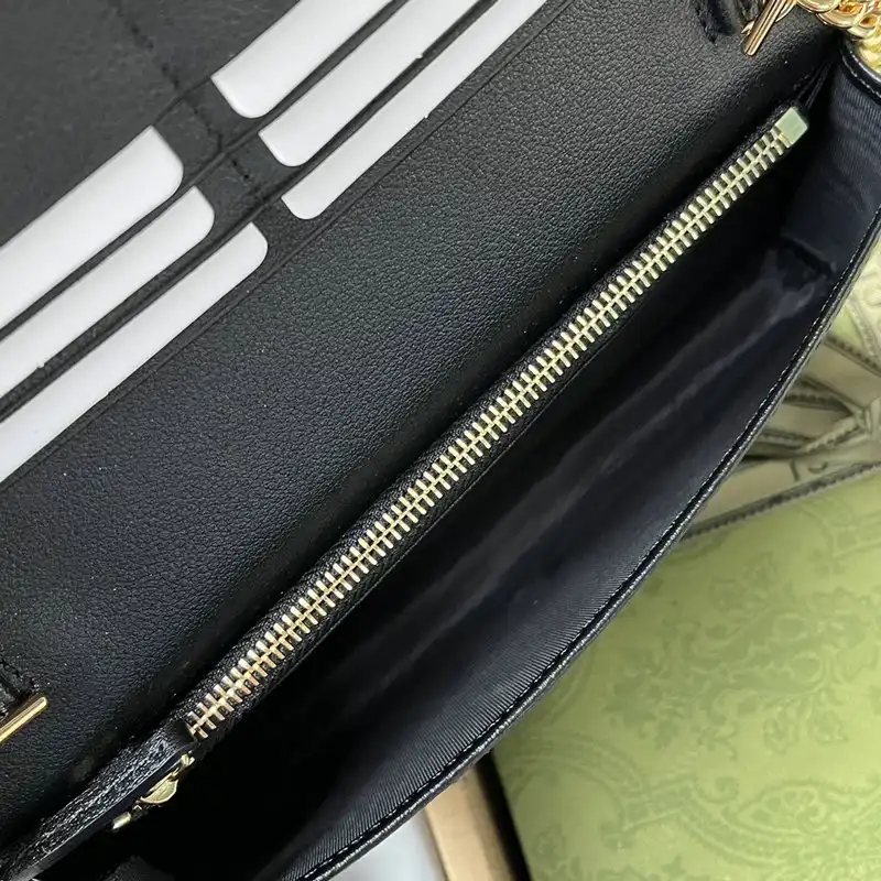 G*u*i bag 2205ya0031