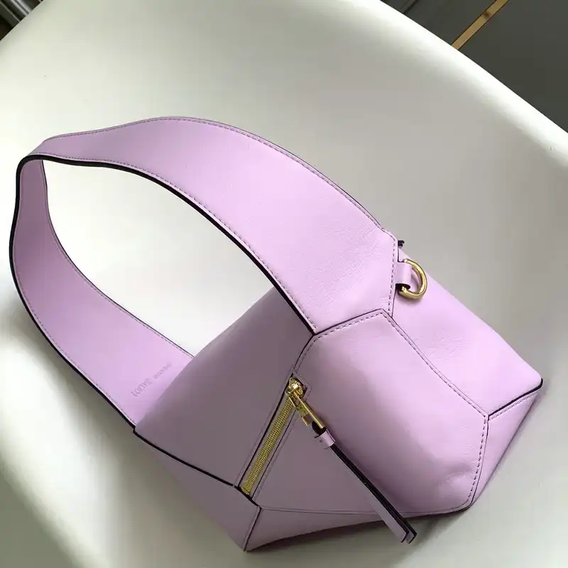 Loewe Bag 2209SW0007