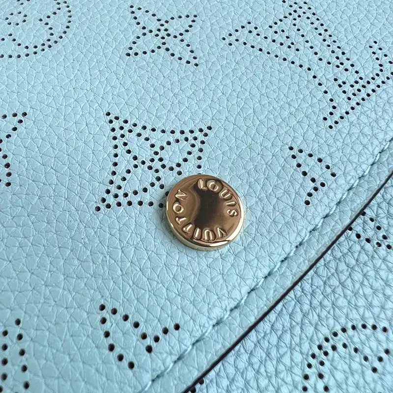 G*u*i bags 2407ya0015