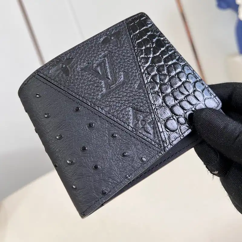 G*u*i bags 2407yz0100