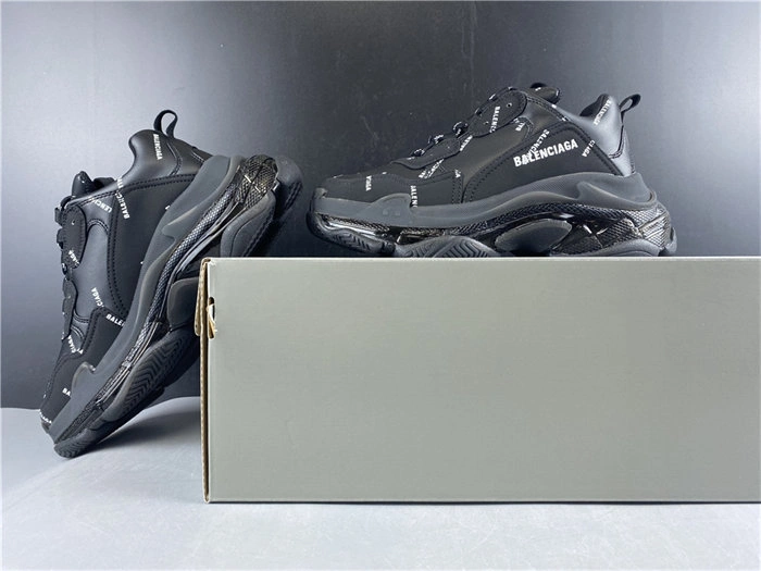 BLCG TRIPLE SNEAKER 524039 W09E1 HighPerformance 4518