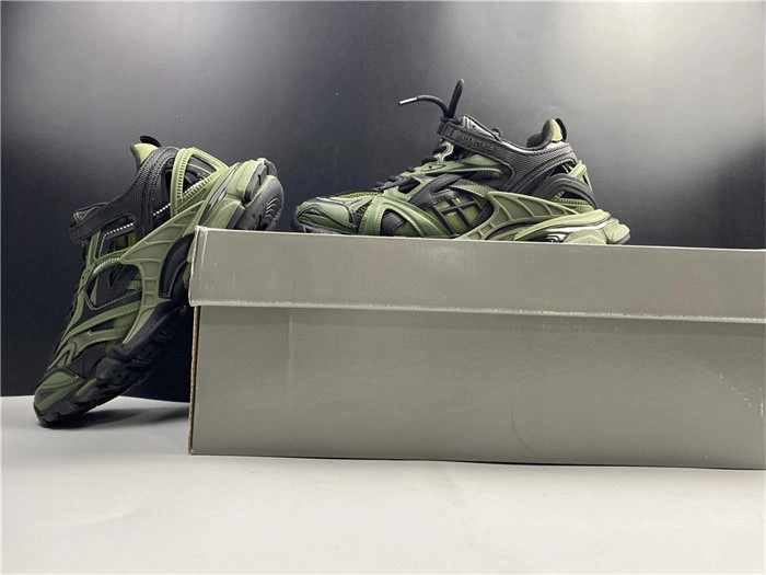 Efficient BLCG Track.2 Khaki 568614 W3AE1 4520