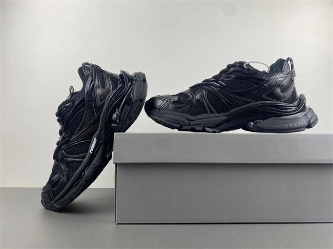 TimelessDesign Balenciaga 779066-W3RBXP- 4298