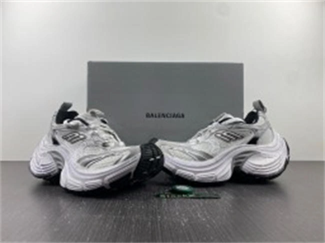 Soft Balenciaga 784344 W2MV2 4357