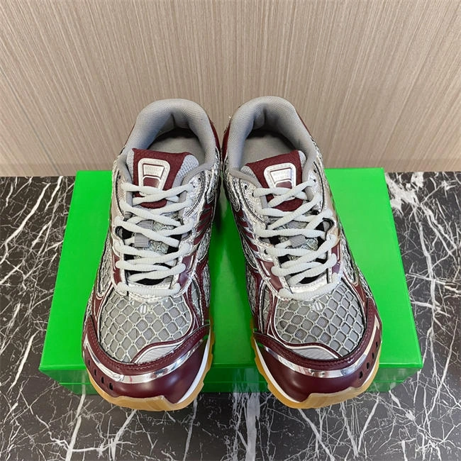 Bottega Veneta Sneaker Timeless 2605