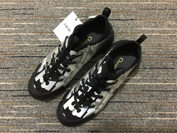 DR  Sneakers OnTrend 1331