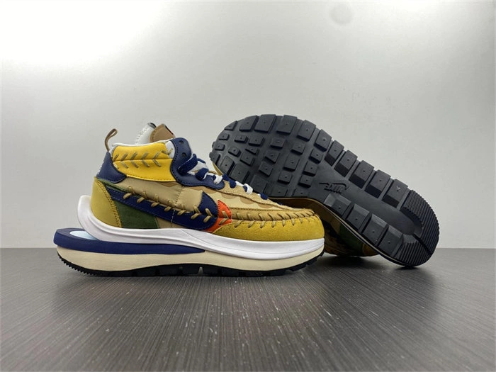 Nike Vaporwaffle sacai Jean Paul Gaultier Sesame Blue Contemporary 5225